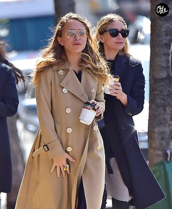Exclusif - Les sœurs Mary-Kate et Ashley Olsen sont allées dîner à New York, le 16 avril 2017 The ImageDirect / Bestimage