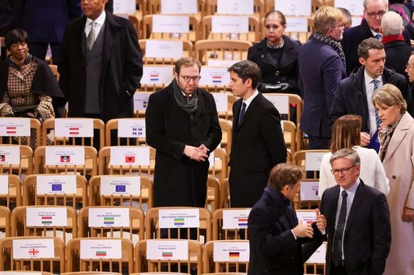 Antoine Armand, Gabriel Attal - Cérémonie de réouverture de la cathédrale Notre-Dame de Paris, le 7 décembre 2024. Joyau de l’art gothique, lieu de culte et de culture, symbole universel de la France et de son histoire, la cathédrale de Notre-Dame de Paris rouvre ses portes les 7 et 8 décembre, cinq ans après le terrible incendie qui l’avait ravagée le 15 avril 2019. 
© Dominique Jacovides / Bestimage