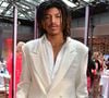 À l’occasion de cet anniversaire qui marque une étape importante dans la vie du jeune homme, sa maman et son beau-père lui ont réservé une surprise pour le moins luxueuse. 

Henry Günther Ademola Dashtu Samuel (fils de Heidi Klum et Seal) pendant la Berlin Fashion Week Printemps/Été, au Telegraphenamt à Berlin, Allemagne, le 3 juillet 2026. © Action Press/Bestimage