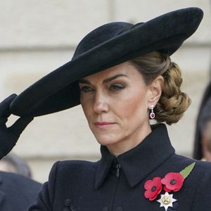 Catherine Kate Middleton, princesse de Galles, assiste à la cérémonie du souvenir de l'Armistice, au National Memorial Arboretum, à Burton-on-Trent, dans l'East Staffordshire. Photo par Julien Burton / Bestimage