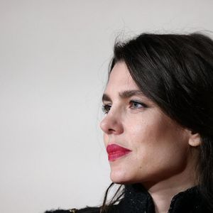 Charlotte Casiraghi - Photocall de l'avant-première du film "Les Trois Mousquetaires : D'Artagnan" aux Invalides à Paris le 21 mars 2023.

© Jacovides / Moreau / Guirec / Bestimage