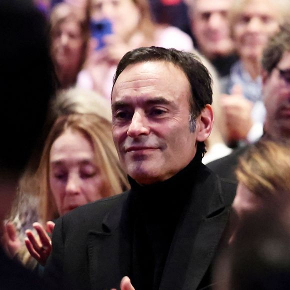 Exclusif - Anthony Delon lors de la soirée hommage Ciné-concert symphonique "Alain Delon, le dernier Samouraï" au palais des congrès à Paris le 8 novembre 2024 le jour de son anniversaire. Pour cette soirée, le chef d'orchestre Vahan Mardirossian a dirigé l'orchestre symphonique de Douai. © Jacovides / Moreau / Bestimage