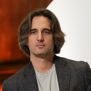 Un passé difficile pour le célèbre producteur français.

Dimitri Rassam au film "Le Comte de Monte-Cristo" réalisé par M. Delaporte et A. de La Patellière, produit par D. Rassam et J. Seydoux, Paris le 26 mars 2025.

Photo : Coadic Guirec / Bestimage