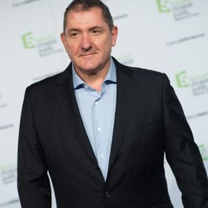 Yves Calvi participe à la soirée des 20 ans de la chaîne de télévision France 5, à Paris, France, le 28 novembre 2014. Photo by Nicolas Gouhier/ABACAPRESS.COM