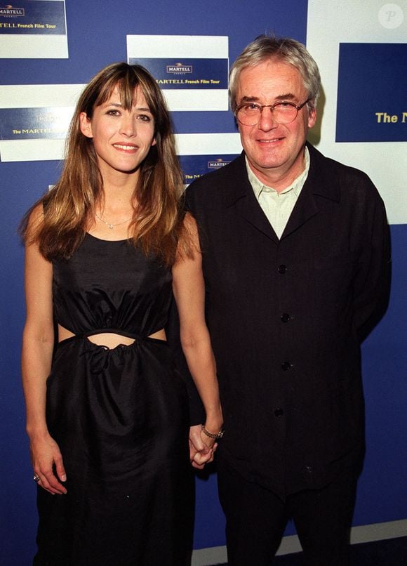 L'actrice Sophie Marceau et Andrzej Zulawski, lors de la première de leur nouveau film français "Fidelity" à l'Odeon, High Street Kensington, Londres, Royaume-Uni, le 18 septembre 2000. Photo par Peter Jordan/Pa Photos/ABACAPRESS.COM