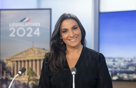 Mais pas de quoi s'affoler, Alexandra Uzan revient très vite.

Alexandra Uzan, animatrice de France Télévisions.