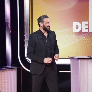 Exclusif - Cyril Hanouna, sur le plateau de l’émission « TPMP » présentée par C.Hanouna et diffusée en direct sur Youtube et sur toutes les box (SFR, FREE, Bouygues, MyCanal etc), Paris, France, le 19 mars 2025. © Jack Tribeca / Bestimage
