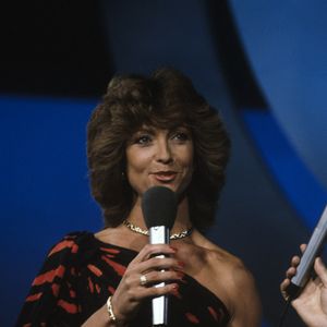 Archives - En France, à Paris, sur le plateau de l'émission "Champs-Elysées", Michel Drucker et Chantal Nobel.
Bestimage