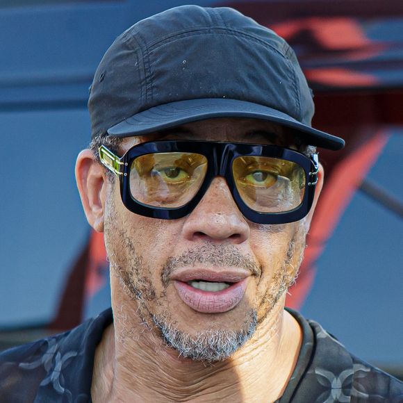 JoeyStarr en concert gratuit a Béthune dans le cadre du Feu d'artifice le 13 juillet 2025. © Stéphane Vansteenkiste/Bestimage