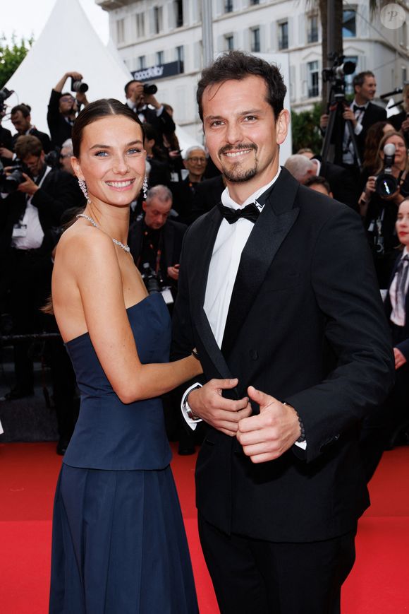 Cassandre Verdier et son compagnon Juan Arbelaez - Montée des marches du film " Partir un jour " pour la cérémonie d'ouverture du 78ème Festival International du Film de Cannes, au Palais des Festivals à Cannes. Le 13 mai 2025
© Jacovides-Moreau / Bestimage