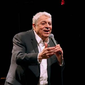 Exclusif - Enrico Macias fête son 86ème anniversaire avec son public au Théâtre Dejazet à Paris. Le 11 décembre 2024
© Bertrand Rindoff / Bestimage