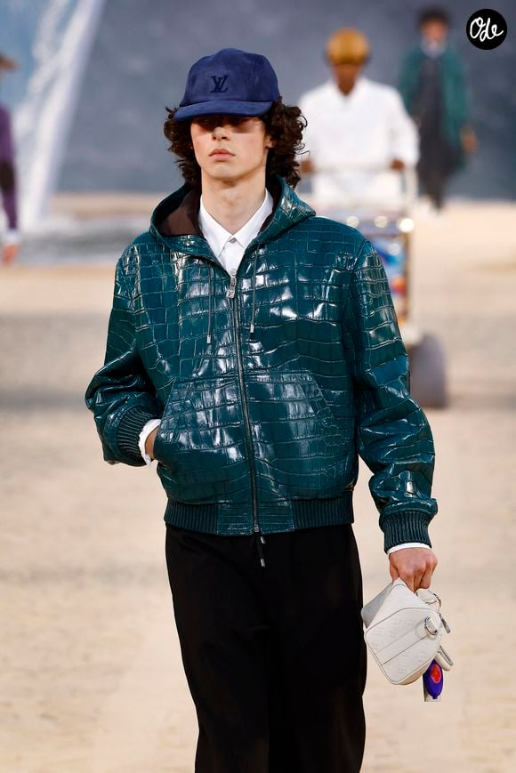 Défilé de mode Louis Vuitton Prêt à Porter Collection Homme Printemps/Été 2027 lors de la Fashion Week de Paris, à la Cité Internationale Universitaire de Paris, France, le 23 juin 2026. © Bestimage