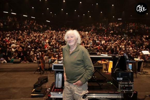 Exclusif - Concert de Hugues Aufray au Le Dôme de Paris - Palais des Sports le 9 novembre 2025. © Jack Tribeca / Bestimage