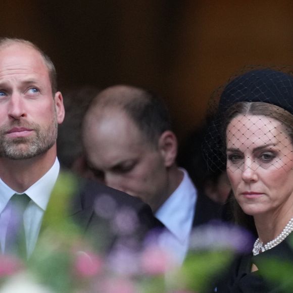 Le prince William, prince de Galles, et Catherine (Kate) Middleton, princesse de Galles, - Sorties des obsèques de son Altesse Royale la duchesse de Kent en la cathédrale de Westminster à Londres, le 16 septembre 2025. © Julien Burton / Bestimage