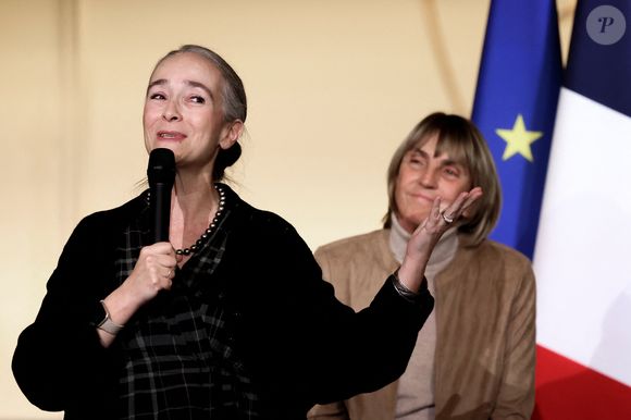 La nomination définitive ne sera annoncée qu'en mai prochain, au plus tard le 22 et donc trois mois avant la fin du mandat de l’actuelle présidente, Delphine Ernotte Cunci. 

Delphine Ernotte - Le président français lors de la remise des prix de la 23ème édition du concours "Talents des cités" au palais présidentiel de l'Elysée, à Paris, FRance, le 27 novembre 2024. © Stéphane Lemouton / Bestimage