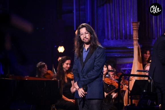 Exclusif - Lulu Gainsbourg lors de l’enregistrement de l’émission "Le Grand Echiquier - Spéciale Serge Gainsbourg" présentée par C.Chazal et A.Manoukian et diffusée le 7 avril 2026 sur France 2, à Paris, France, le 17 septembre 2025. © Jack Tribeca/Bestimage