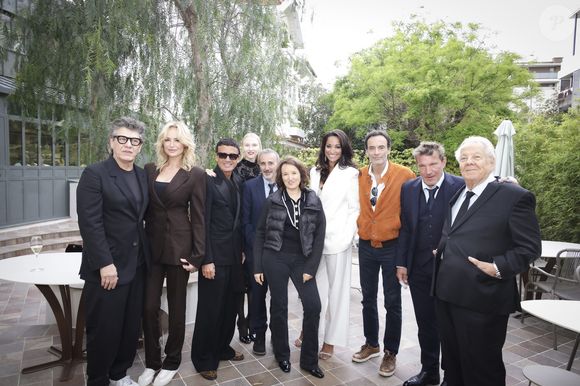 Exclusif - Marc Lavoine et sa compagne Adriana Karembeu, Omar Harfouch, et sa femme Yulia, Elie Semoun, Anne Roumanoff, Cindy Fabre, Anthony Delon, Benjamin Castaldi, Massimo Gargia -  Concerto pour la paix de Omar Harfouch au théâtre de Béziers le 8 mai 2025 © Jack Tribeca / Bestimage