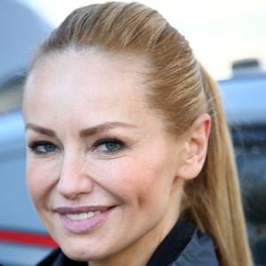 Exclusif - Adriana Karembeu, marraine de la 11ème Africa Eco Race, en visite au stade Rondelli de Menton où ont lieu les vérifications techniques des véhicules au départ, accompagnée de l'organisateur Jean-Louis Schlesser.
Le départ de l’Africa Eco Race sera donné le 30 décembre 2018 à Monaco et s’achèvera à Dakar le 13 janvier 2019. © Jean-François Ottonello/Nice-Matin/Bestimage