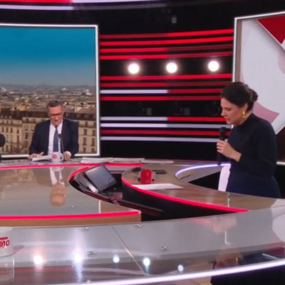 Apolline de Malherbe contrainte d'avoir un micro-main à la suite d'un imprévu, le 14 mars 2025, sur BFMTV