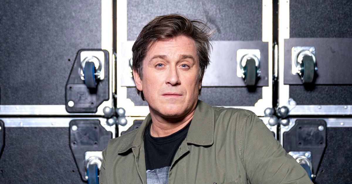 "Je ne sais pas si ça fait ça à tout le monde" : Thomas Dutronc parle de son ressenti 2 ans après le départ de sa mère Françoise Hardy