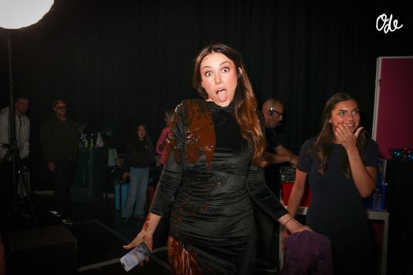 La publication date du mercredi 15 juillet.
Exclusif - Delphine Wespiser, lors de l’émission "Prime des Vérités" présentée par C.Hanouna et diffusée en direct sur W9 - Paris le 10 juin 2026. © Jack Tribeca / Bestimage