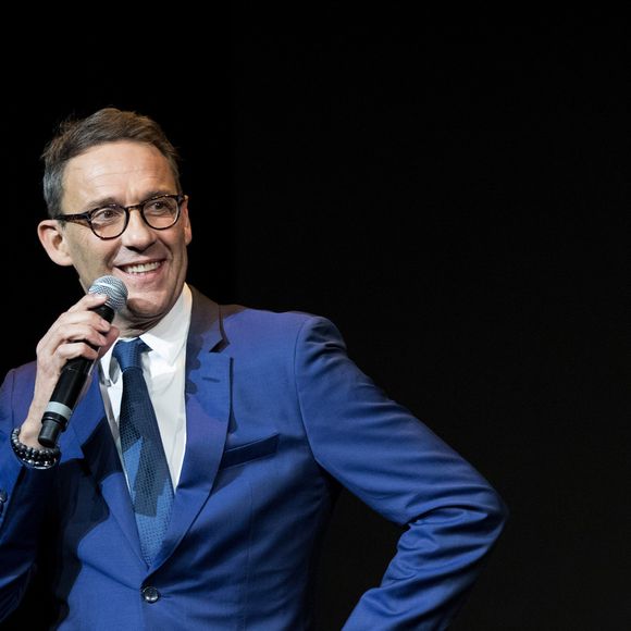 Julien Courbet lors du gala de la Chaine de l'espoir au théâtre de la Tour Eiffel à Paris, France, le 26 mars 2018. Les recettes collectées (les bénéfices de la soirée) seront reversées à l'association La Chaîne de l'Espoir pour redonner vie et sourire à des enfants malades du bout du monde. © Cyril Moreau/Bestimage