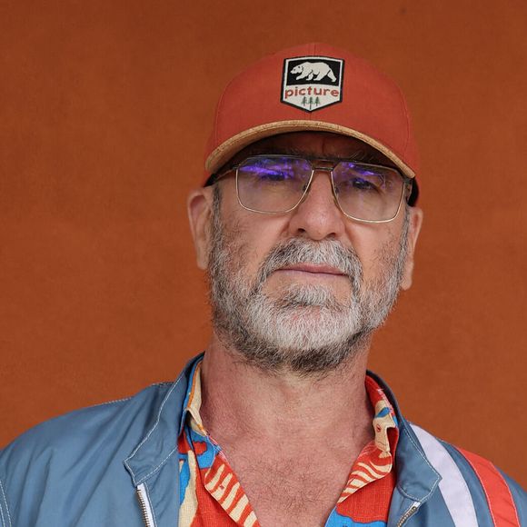 Eric Cantona - Célébrités au village des Internationaux de France de tennis de Roland Garros 2024 à Paris le 7 juin 2024.  © Jacovides-Moreau/Bestimage