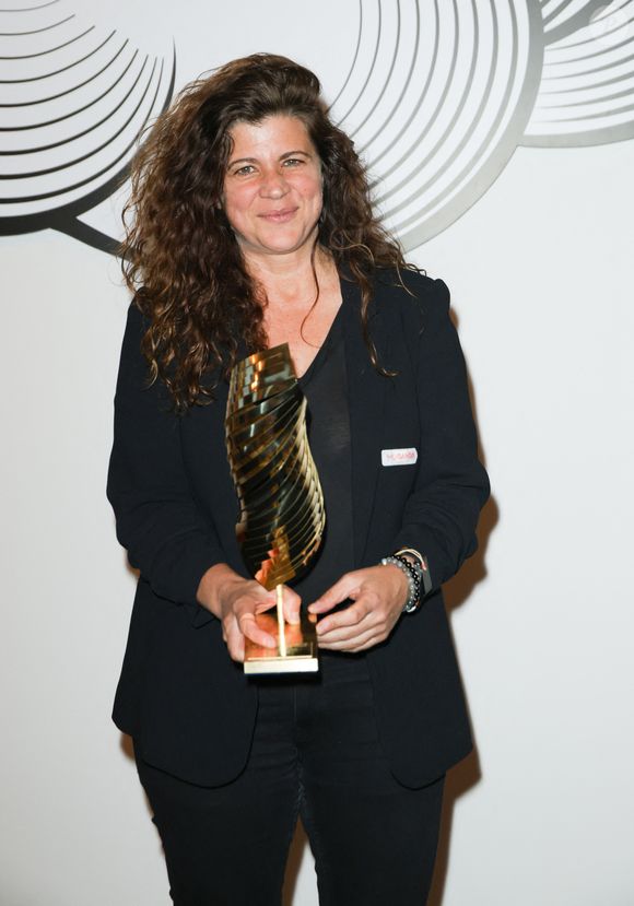 Marie-Hélène Roux  - Valois du public : « Muganga, celui qui soigne », de Marie-Hélène Roux (France, Gabon, Belgique) - Cérémonie de remise des prix lors de la 18ème édition du Festival du Film Francophone d'Angoulême (FFA) le 30 août 2025 à Angoulême.
© Guirec Coadic / Bestimage