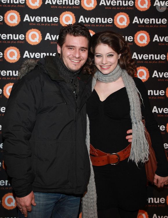 Julien Dassin et Florence Coste assistent à la nouvelle pièce de théâtre 'Avenue Q' à Bobino à Paris, France, le 9 février 2012. Photo Denis Guignebourg/Abaca