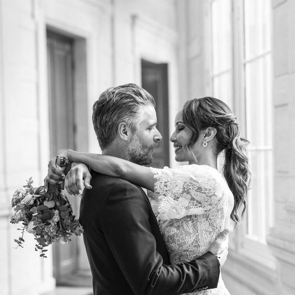 Elle s'est mariée avec Guillaume Gabriel, comédien et directeur artistique

Exclusif  - Mariage civil de Sonia Rolland avec Guillaume Gabriel à la mairie du 16ème à Paris le 21 mars 2025. © Cyril Moreau/Bestimage