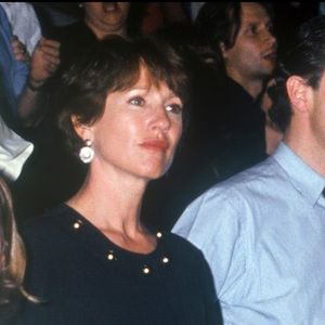 Laura Smet, Nathalie Baye et Pierre Lescure en 1993. 
Bestimage