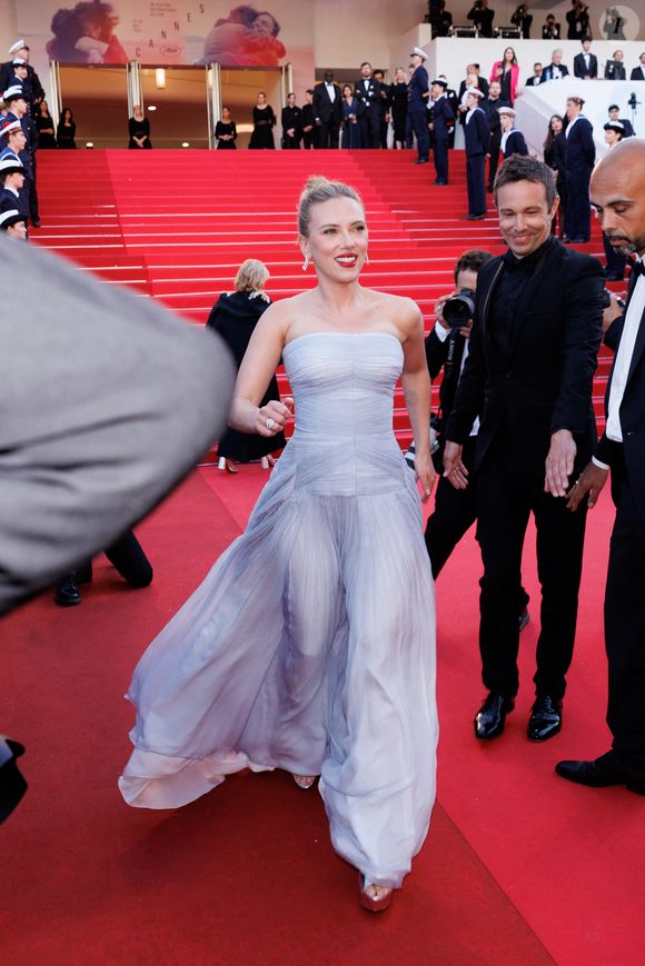 Scarlett Johansson - Montée des marches du film « Vie privée » lors du 78ème Festival International du Film de Cannes, au Palais des Festivals à Cannes. Le 20 mai 2025
© Jacovides-Moreau / Bestimage