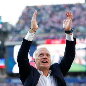 À 57 ans, l'ancien capitaine des Bleus s'apprête à refermer vingt-cinq années d'une histoire exceptionnelle avec l'équipe de France.

Didier Deschamps après le match opposant la France au Paraguay en 1/8 finale de la Coupe du monde 2026 à Philadelphie, Pennsylvanie, le 4 juillet 2026.

© Imago/Psnewz/Bestimage