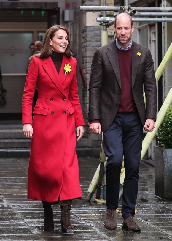Elle y accompagnera prince William.

Le prince William, prince de Galles, et Catherine (Kate) Middleton, princesse de Galles lors de leur visite royale à Pontypridd, Royaume Uni, le 27 février 2025. 

© Backgrid UK/Bestimage
