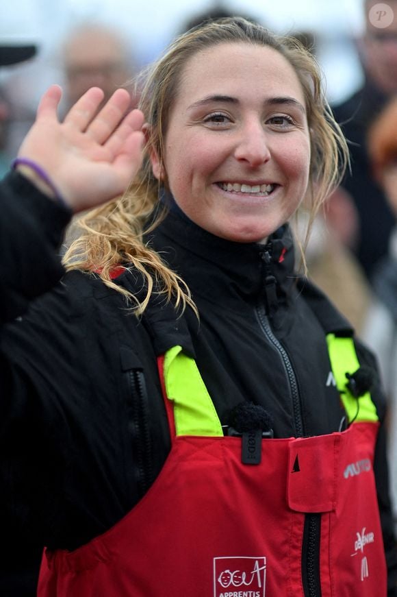 La skipper française Violette Dorange célèbre sur son monocoque Imoca Devenir sa 25e place dans la 10e édition du Vendée Globe, course à la voile en monocoque autour du monde, aux Sables-d'Olonne, dans l'ouest de la France, le 9 février 2025. Photo by Franck Castel/ABACAPRESS.COM