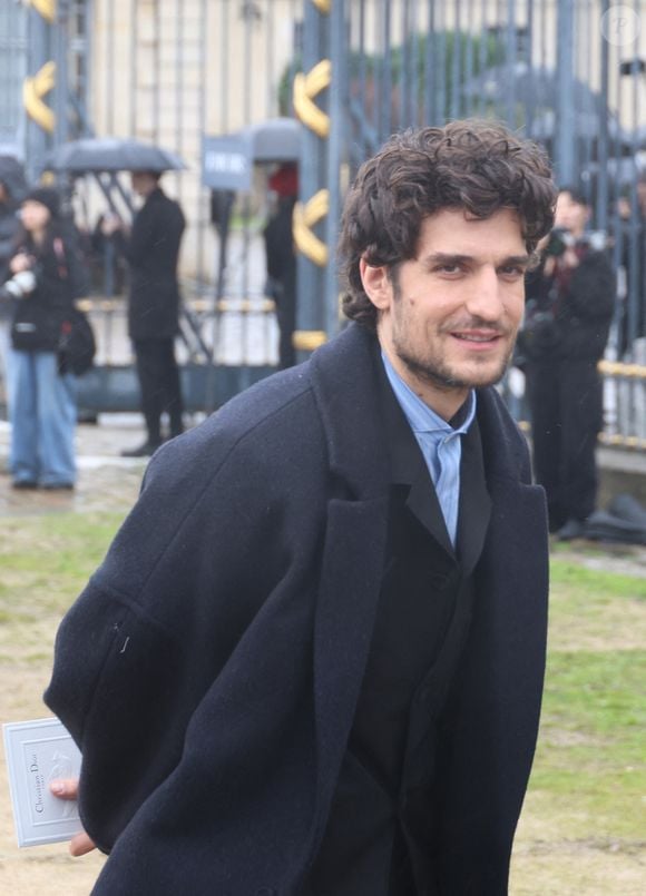 Louis Garrel - Arrivées au défilé Dior Homme à l'École-Militaire lors de la semaine de la mode masculine automne/hiver 2025-2026 à Paris, France, le 24 janvier 2025. © Denis Guignebourg/Bestimage
