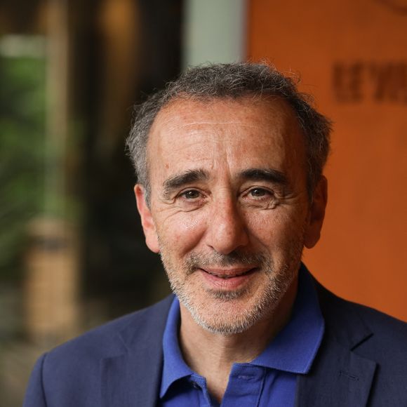 Après de longs mois d’attente, c’est ce samedi 28 mars 2026, sur le plateau de l’émission "On refait la télé" sur RTL, qu’il a finalement accepté de révéler le prénom donné à son garçon. 

Elie Semoun en tribune lors des Internationaux de France 2025 à Roland Garros le 01 juin 2025 à Paris, France. Photo by Nasser Berzane/ABACAPRESS.COM