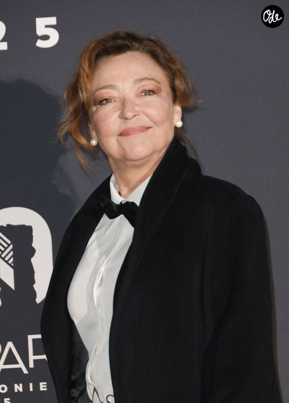Catherine Frot au photocall du dîner de la 50ème édition de la cérémonie des César au Fouquet's à Paris, France, le 28 février 2025. © Coadic Guirec/Bestimage