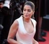 Avec Leïla Bekhti, il explique qu’ils s’organisent en amont pour gérer leurs emplois du temps chargés et les périodes de séparation.

Leïla Bekhti  - Montée des marches du film « La vie d’une femme » lors du 79ème Festival International du Film de Cannes, le 13 mai 2026. © Jacovides-Moreau / Bestimage