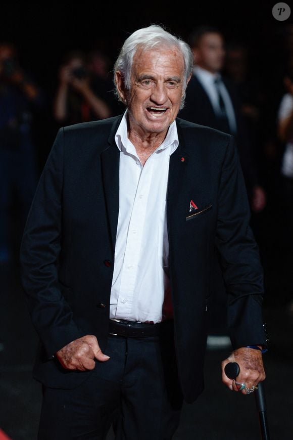Jean Paul Belmondo assistant à la cérémonie d'ouverture du 10e Festival Lumière de Lyon à Lyon, France, le 13 octobre 2018. Photo by Julien Reynaud/APS-Medias/ABACAPRESS.COM