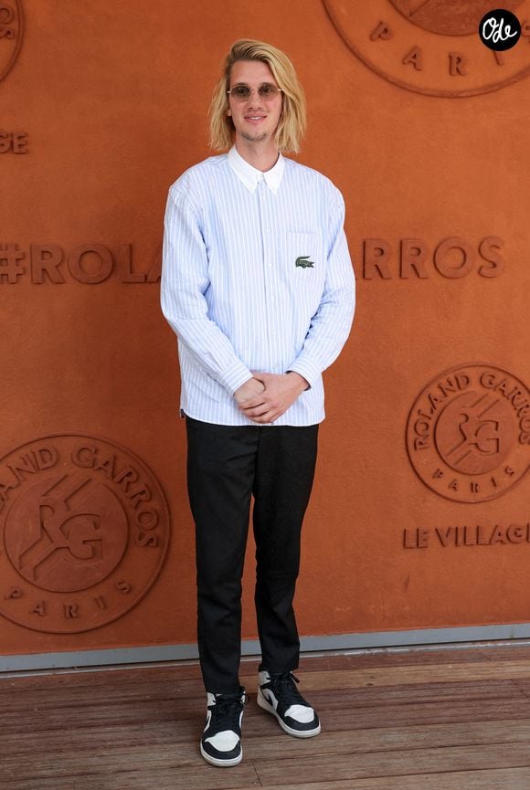 Paul Mirabel au village lors des Internationaux de France de tennis de Roland Garros 2024, à Paris, France, le 7 juin 2024. © Jacovides-Moreau/Bestimage