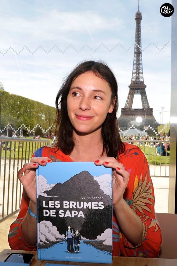 Lolita Sechan ( Fille du chanteur Renaud Sechan  ) - Festival du livre de Paris 2024 le 13 avril 2024.
© Cedric Perrin / Bestimage