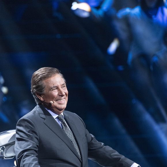 Exclusif - Jean-Pierre Foucault - Enregistrement de l'émission "La Chanson secrète 4", qui sera diffusée le 4 janvier 2020 sur TF1, à Paris. Le 17 décembre 2019
© Gaffiot-Perusseau / Bestimage