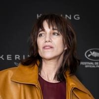 Kate Barry aurait eu 59 ans : en ce jour spécial, Charlotte Gainsbourg a une pensée pour sa sœur