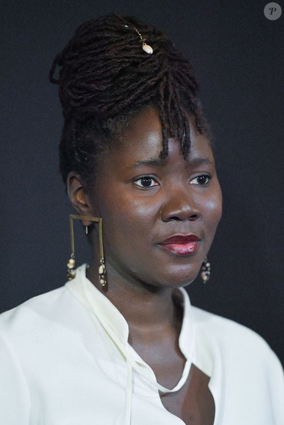 Alice Diop assiste au Prix André Bazin Cahiers Du Cinéma à La Coupole à Paris, France, le 12 décembre 2024. Photo par Aurore Marechal/ABACAPRESS.COM