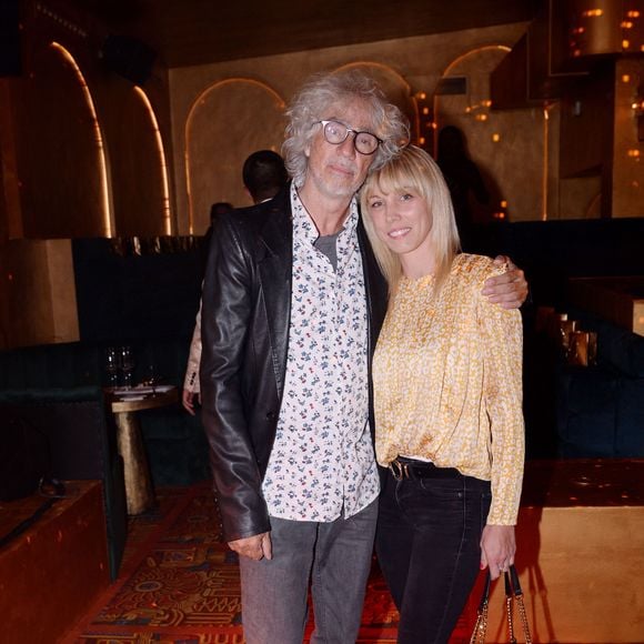 Louis Bertignac et sa compagne Laetitia lors de la soirée d'inauguration du club Manko à Paris, France, le 12 septembre 2019.

© Rachid Bellak/Bestimage