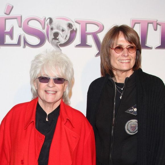 Sa compagne depuis plus de 30 ans

Catherine Lara et sa compagne Samantha à Paris, le 9 novembre 2009.
Abaca