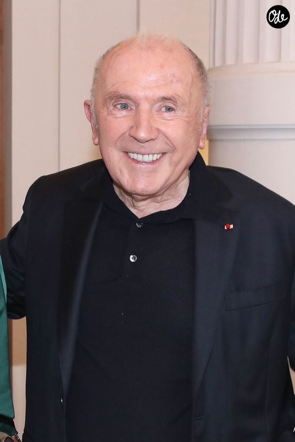 À l’époque du rachat, la marque figurait encore parmi les derniers grands joailliers indépendants européens et réalisait une part importante de son activité en Italie. 

Exclusif - François Pinault - Vernissage de l'Exposition "Une seconde d'éternité" à la Bourse de Commerce - Pinault Collection à Paris le 21 Juin 2022. © Bertrand Rindoff/Bestimage