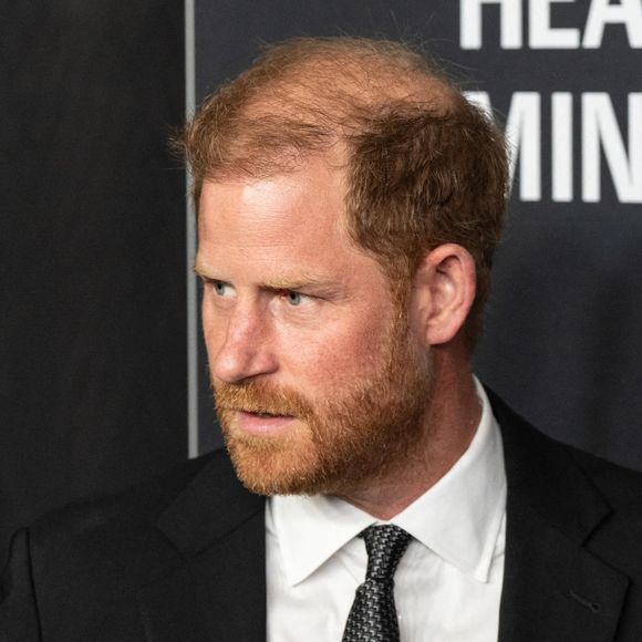 Le prince Harry, duc de Sussex et Meghan Markle, duchesse de Sussex, lors du 3ème gala annuel du projet "Healthy Minds" aux Spring Studios à New York, le 9 octobre 2025. Photo : Zuma Press / Bestimage