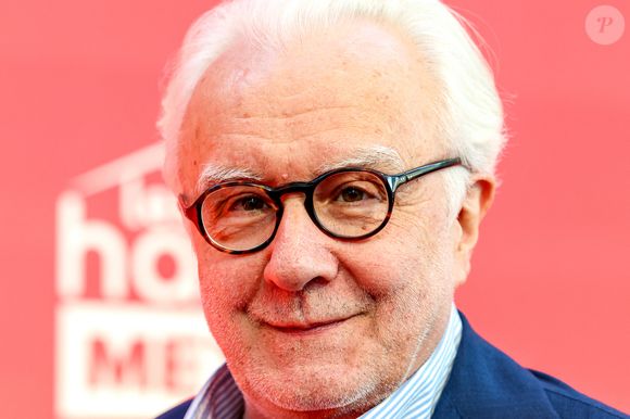 Alain Ducasse au photocall de la cérémonie de remise des étoiles Michelin au Grimaldi Forum de Monaco, le 16 mars 2026. 1 étoile, 7 nouveaux 2 étoiles et 1 nouveau 3 étoiles pour l'édition 2026. Claudia Albuquerque/Bestimage